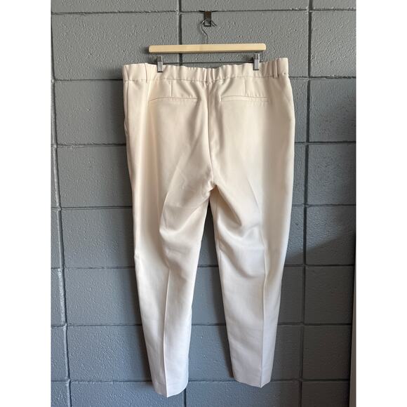 Women's Abercrombie & Fitch Mid Rise Tailored Straight Pant size 18L in Cream - Picture 3 of 6